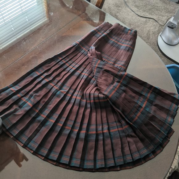 VINTAGE HIGHLAND QUEEN Wool Skirt - Size 14 - Picture 7 of 11